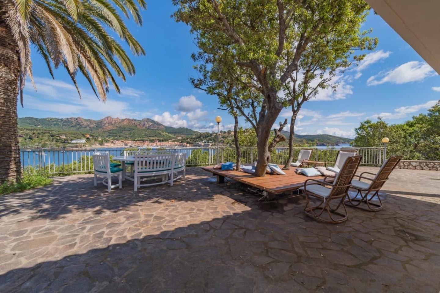 Casa William - Villa E 2 Dependance Porto Azzurro Ngoại thất bức ảnh